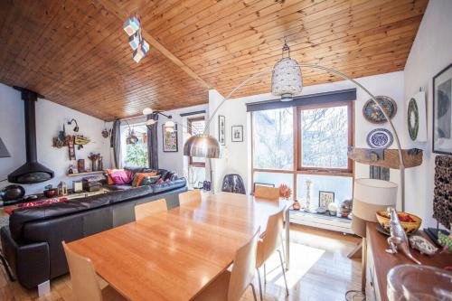 ※ Relaxing Home- Parking & Gorgeous Gardens (TSG)※, Bath (photo 6)