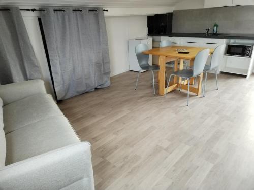 Chez Mimi 1,7 kilomètres de Luxeuil les Bains - Ormoiche