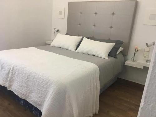 House with 2 bedrooms in Chiclana de la Frontera with enclosed garden and WiFi 200 m from the beach - image 3