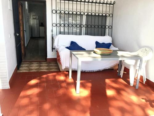 House with 2 bedrooms in Chiclana de la Frontera with enclosed garden and WiFi 200 m from the beach - image 7