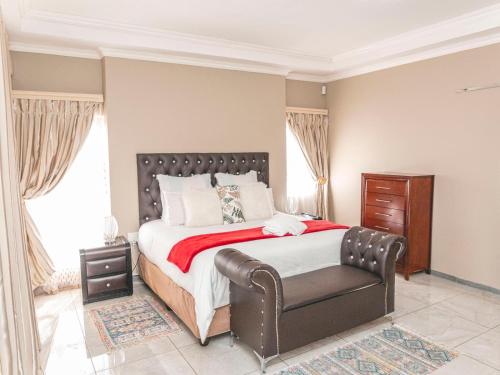 Khutso Boutique Hotel Room Type - Presidential Suite