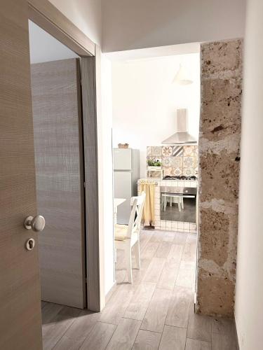 Family Room image 10