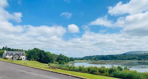 bedroomed house with view of Kenmare Bay Estuary in Killowen
