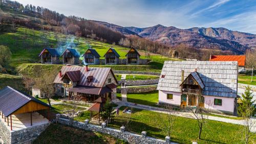 Hotelli välisilme, Vila Alpini Lepushe in Lëpushë