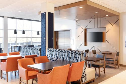 Holiday Inn Express & Suites Augusta W - Grovetown By IHG - image 12