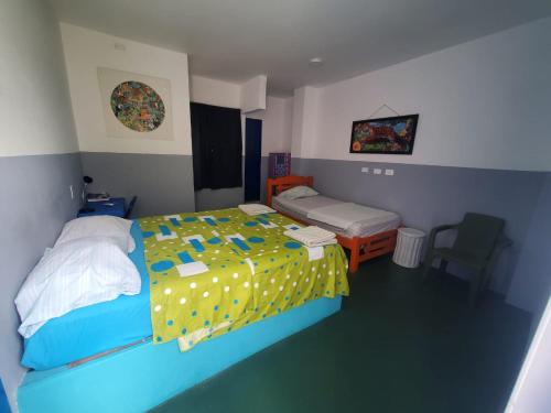 Hotelito La Aventura, AC private WC rooms near the old town, no tax in Torices