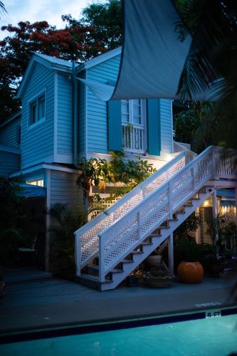 Andrews Inn & Garden Cottages