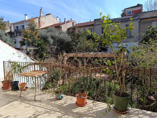 Chambre d'hôte 1 pers - Maison partagée avec terrasse et jardin près de la Friche de la Belle de Mai, Марсель (фото 6)