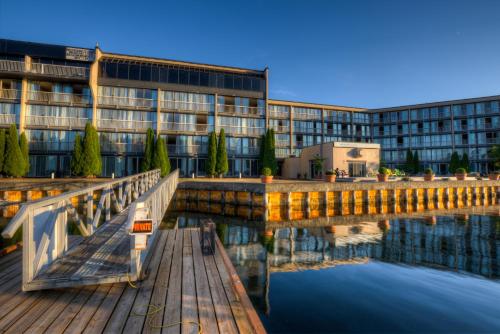 Oceanfront Suites at Cowichan Bay