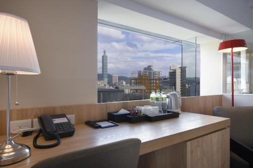 Quad room, deluxe