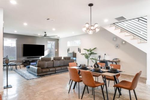 Upstay - City Views & Stargazing on Rooftop Patio in Austin, USA