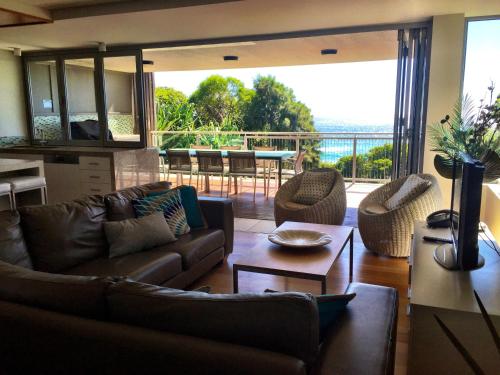 Stradbroke Island Beach Hotel