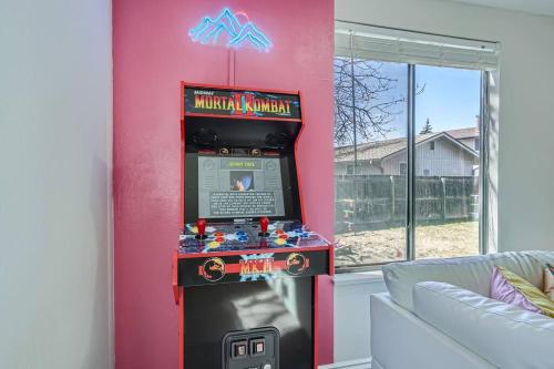 4bd Serene Escape Denver: BBQ;Firepit;Arcade in Westminster, USA
