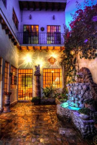 Stunning Views -3 Bed, 3 Bath Art Filled Casa! in San Miguel de Allende, Mexico