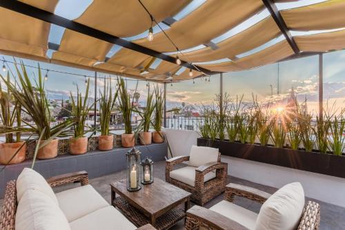 Casa Correo, 3BR Home in the Jardin with Private Rooftop in San Miguel de Allende, Mexico