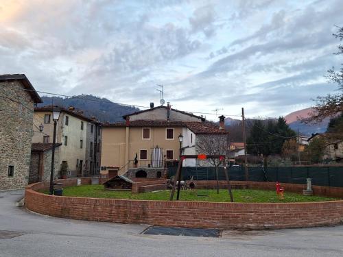 Зовнішній вигляд готелю, Casa Vacanze La Barca in Кастельнуово ді Garfagnana