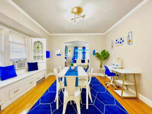 The Sapphire Haven - Your Old Brooklyn Oasis Awaits Families, Couples, Business Travelers Near Downt in บรู๊คลิน (โอเอช) 