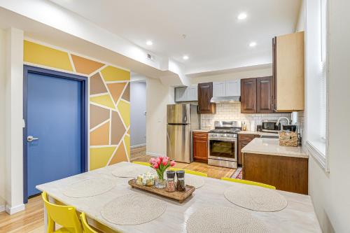 Modern New Haven Condo Less Than 1 Mi to Downtown! in New Haven, USA