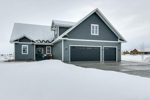 12 Mi to Grand Targhee Resort Modern Driggs Home 12 Mi to Grand Targhee Resort Modern Driggs Home