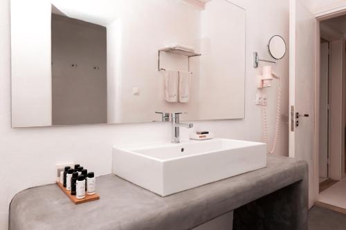 Senses Luxury Villas & Suites - image 3