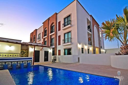 NEW Condo with Pool and Ocean View Roof near Beach 4 blocks in La Paz, Mexico