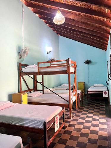 1 twin bed
