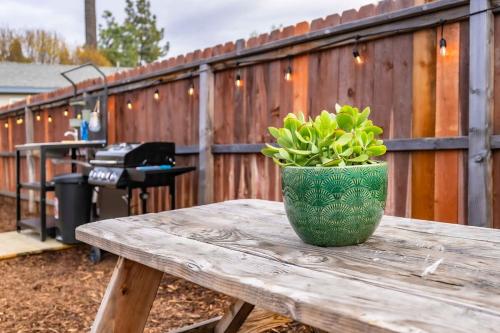 Glamping in the Urban in Glendora, USA