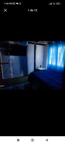 1 queen bed, 1 double bed