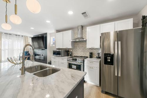 Serene Haven Atlanta Retreat by Deity Villas in Atlanta, USA