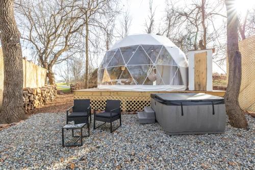 Dream Dome Getaway near Leesburg - Hotel