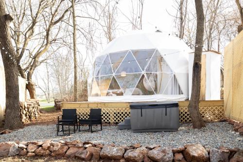 Dream Dome Getaway near Leesburg in Leesburg, USA