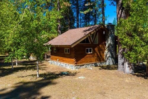 5 Cabins | The Lost Sierra Ranch