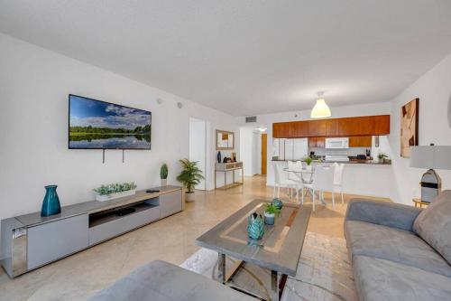 Ocean view 1BR Condo Brickell-FreeParking in Miami, USA