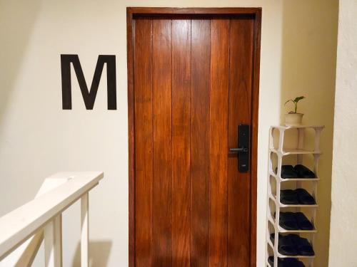 Noir Cafe And Hostel Chinatown Bangkok