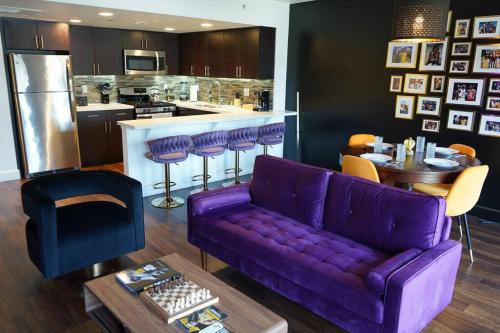 Downtown LA - Mamba Suite - Free Indoor Parking!, Los Angeles