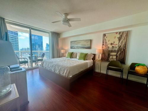 Brickell Miami Unit, Amazing view, balcony, Pool, 1 free Parking