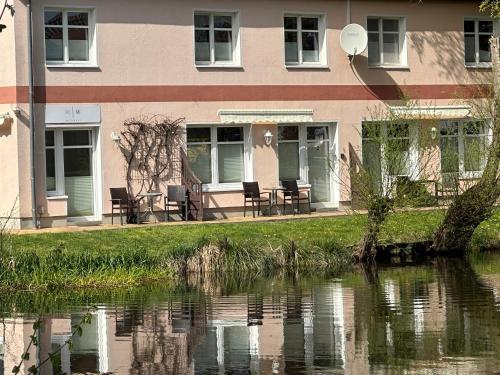 Waterkant in Lübz, Deutschland