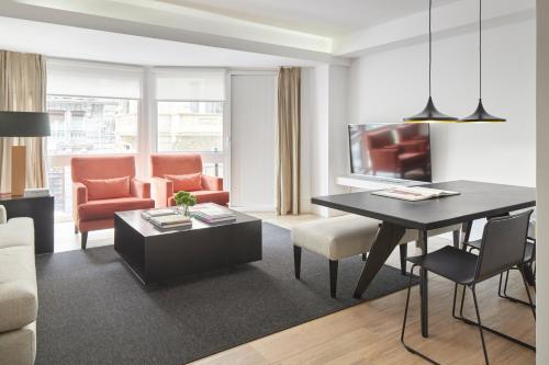 Three-Bedroom Apartment image 10