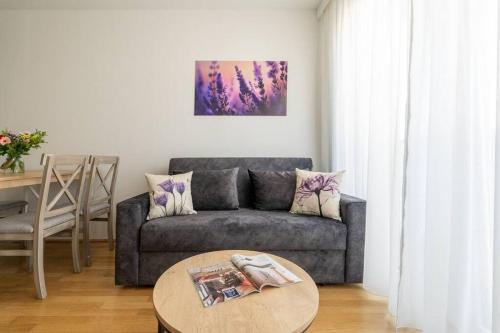 HM • Stylish 1BR Escape, City Quick