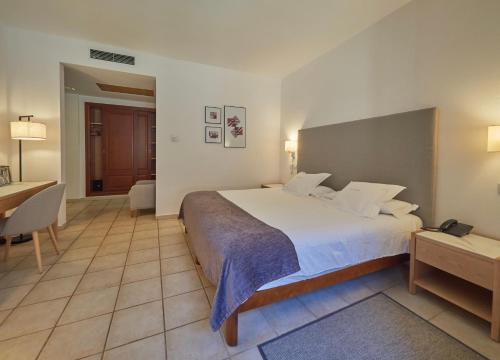 Hotel Ca'l Bisbe - image 4