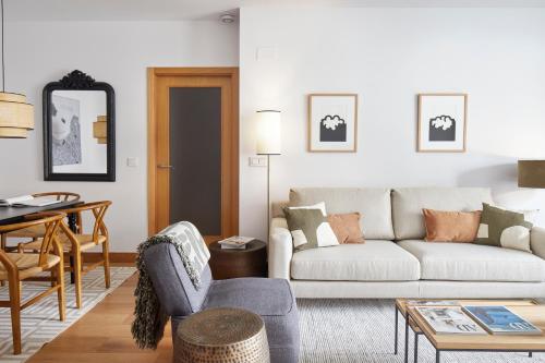 Apartment with Balcony image 10