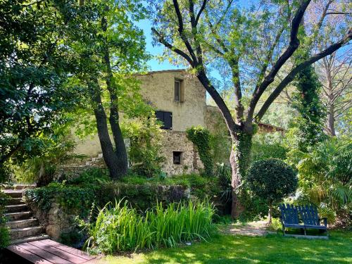 Mas authentique gîte à louer Pouzols