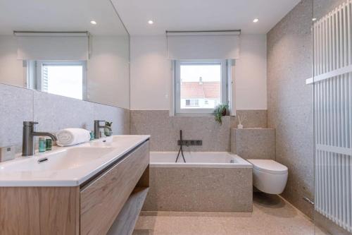 Huswell - Spacious bungalow with garden near the beach & sea, Middelkerke (zdjęcie 3)