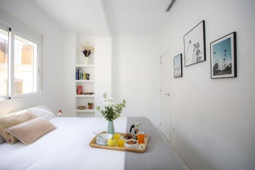 Apartment with Terrace image 6