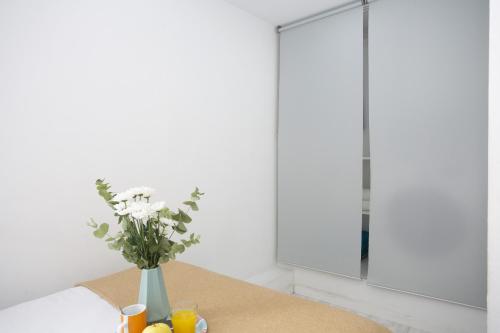 Apartment with Terrace image 4