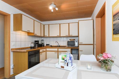 Dapur, Ferienwohnung Morgenrot im Haus Auszeit Crusoh in Helgoland