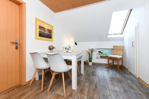 Fasilitas, Ferienwohnung Morgenrot im Haus Auszeit Crusoh in Helgoland
