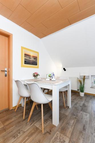 Fasilitas, Ferienwohnung Morgenrot im Haus Auszeit Crusoh in Helgoland