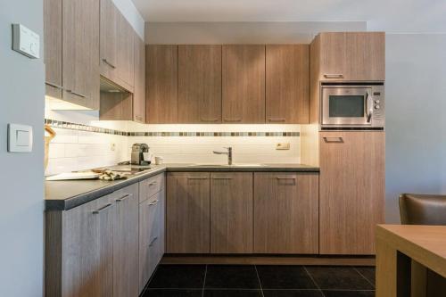 Huswell - Bright apartment with parking near the beach, Bredene (foto 4)