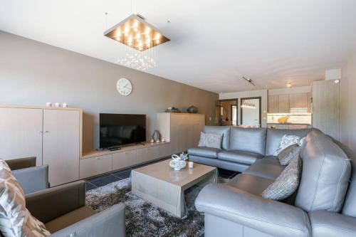 Huswell - Bright apartment with parking near the beach, Bredene (foto 8)